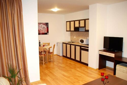 Guest House Ela, Buchen Sie Pension Hotels in Blagoewgrad mit Frühstück, Frühstück