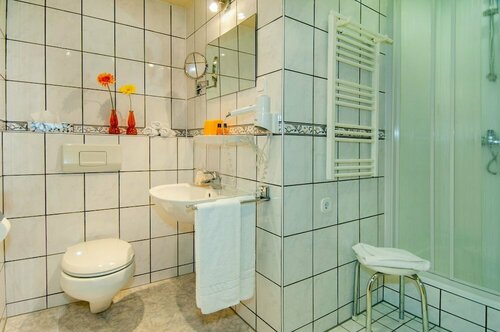 Pension Garni Brunnenhof, Prenota Hotel Schwandorf Alto Palatinato