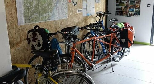 Vélo Gîte Valence 20 euros la nuit. Auberge de Jeunesse, Réserver Hôtel Valence Gard