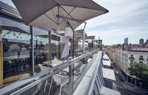 Maison Nô - Hôtel et Rooftop, Забронировать Отель 01. Отель-де-Виль Лион, рядом с Homme de la Liberté Statue