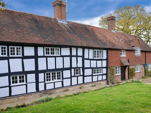 Twyford Farm B&B, Забронировать Фермерский дом Хейвордс-Хит Западный Суссекс