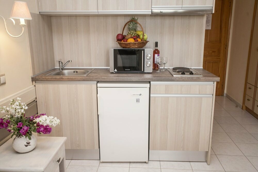 Nontas Homes