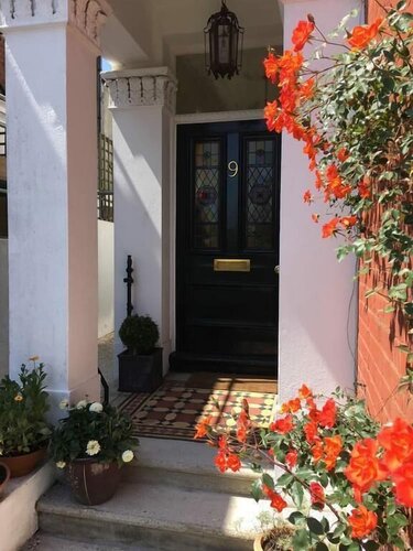 Anne’s House, Забронировать Отель «постель и завтрак» Отели Гастингс с парковкой, Парковка