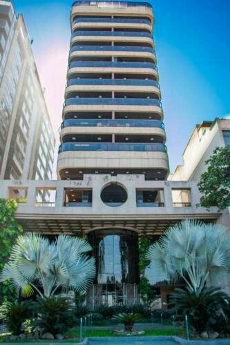 Residence Vieira Souto 500