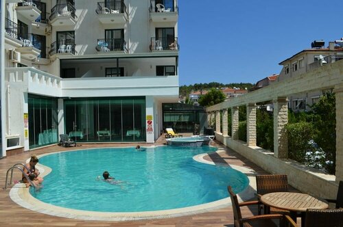 Kalif Hotel, Забронировать Отель Отели Айвалык 3 звезды, 3*