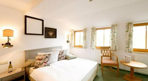 Parkhotel Steiger Hohnstein, Book Hotel Hotels in Saxony with a Pool, Swimming Pool