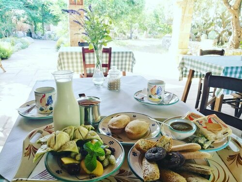 Masseria Borgo del Gallo, Брондау Таңертеңгі аспен бірге түндеу Tricase қаласындағы таңғы ас қосылған қонақ үйлер, Таңғы ас