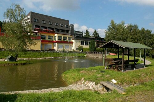 Gasthof Pension Sonnenberg, Prenota Hotel Weilrod 