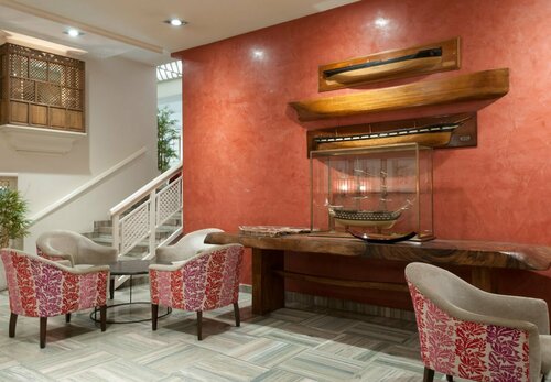 Hotel Alcázar, Забронировать Отель Отели провинции Севильи с парковкой, Парковка