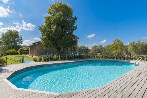 Agriturismo La Montagnola, Rezervați Hotel Torgiano Umbria