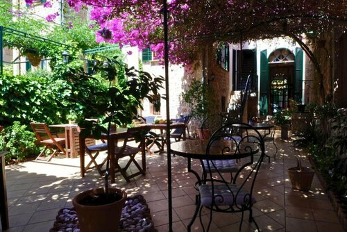 Casa Bougainvillea, Book Hotel Sóller 