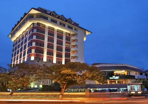 Hotel Santika Premiere Semarang, 预订 酒店 三宝垄 中爪哇省