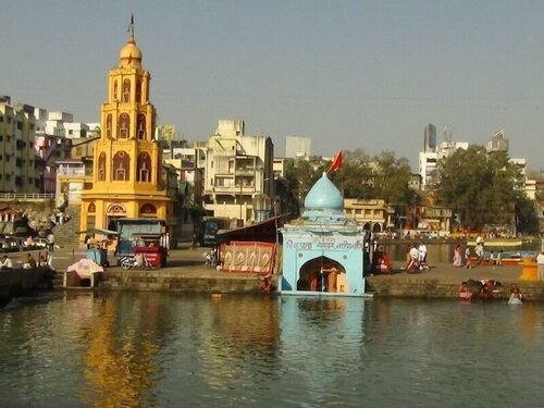 Отель Pooja International, Забронировать Отель Насик штат Махараштра, рядом с Shri Kalaram Sansthan Mandir