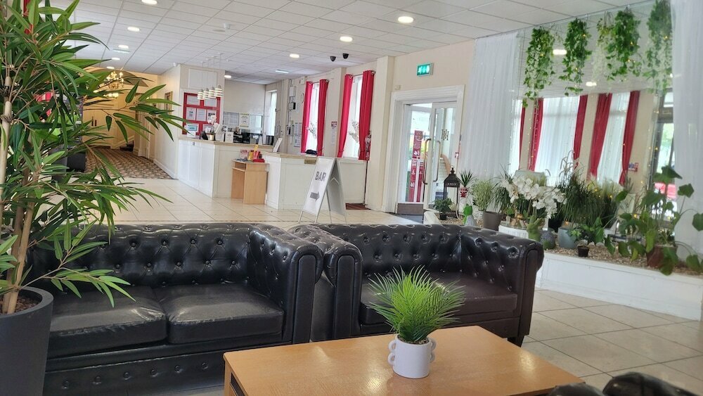 Heathlands Hotel