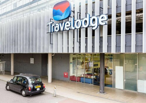 Travelodge London Chessington Tolworth, Забронировать Отель  