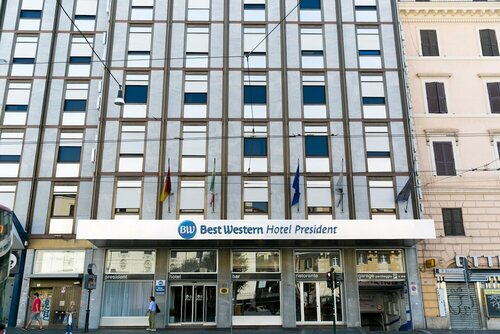Hilton Garden Inn Rome Colosseum, Забронировать Отель Рим Лацио, рядом с Витторио Эмануэле
