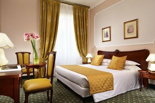 Hotel Berchielli, Забронировать Отель Отели Флоренции с парковкой, рядом с Генеральное консульство Испании во Флоренции, Парковка
