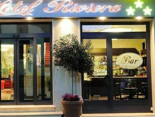 Hotel Riviera Varazze, Buchen Sie Hotel Varraze Palmenriviera