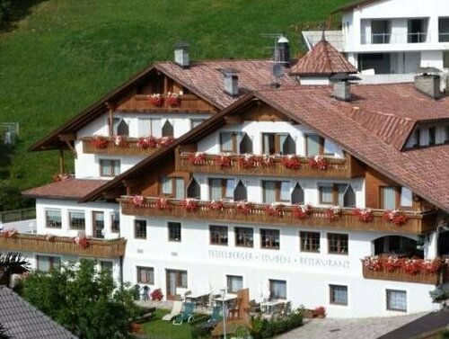 Naturhotel Miraval, Забронировать Отель Гайс Валле-Аурина