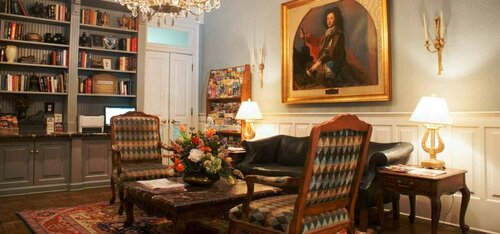Prince Conti Hotel, Забронировать Отель Отели Нового Орлеана с завтраком, рядом с Peligro! Folk Art Gallery, Завтраки