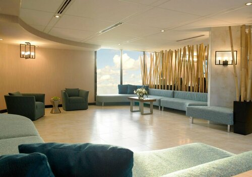 Holiday Inn Miami International Airport, Rezerwuj Hotel Hotele w Miami Beach z basenem, Basen