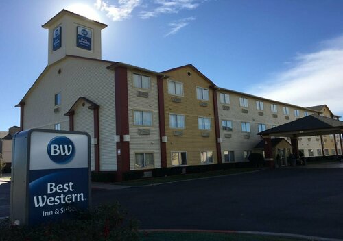 Best Western Greentree Inn & Suites, Rezervați Hotel Moore Oklahoma