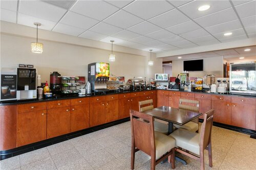 Best Western Plus Belle Meade Inn & Suites, Забронировать Отель Отели Теннесси с парковкой, Парковка