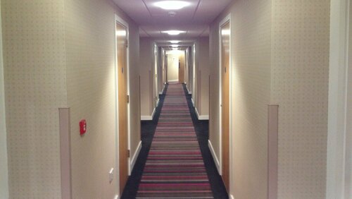 Holiday Inn Express London-Epsom Downs, an Ihg Hotel, Забронировать Отель Эпсом Суррей