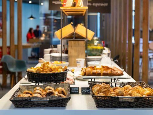 Ibis Bilbao Centro, Забронировать Отель Бильбао Vizcaya, рядом с Мост Зубизури
