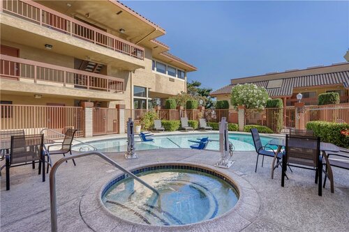 Best Western PLUS Inn of Hayward, Забронировать Отель Хейуорд Область залива Сан-Франциско