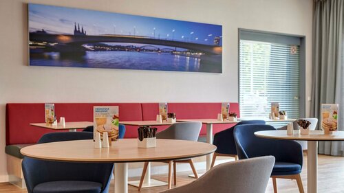 Holiday Inn Express Cologne Muelheim, Rezervați Hotel Mülheim Hunsrück