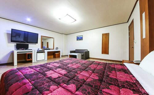 Chuncheon Hotel View, Book Hotel Billige hoteller i Chuncheon