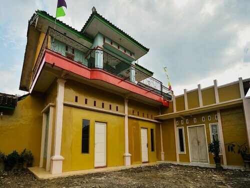 Hotel O Villa Tirta Melati Syariah, Забронировать Отель Отели Банджар с парковкой, Парковка