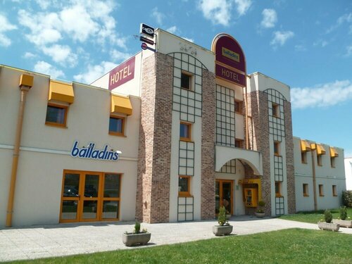 Brit Hotel Essentiel Tours Sud   Chambray-lès-Tours, Забронировать Отель Тур 