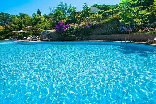 Hotel Cernia Isola Botanica, Rezerwuj Hotel Marciana Marina Elba
