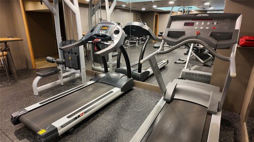 Radisson Blu Park Hotel Athens, Забронировать Отель Отели Афины с питанием, рядом с Эпиграфический музей, Пансион