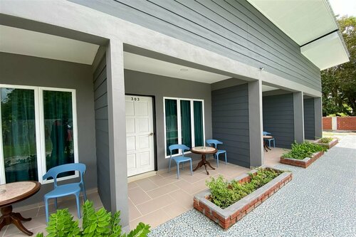 Corrie Chalet, Rezerwuj Chalet Pantai Cenang 