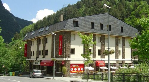 Hotel Palarine, Rezervasyon Otel La Cortinada Vallnord Ski Resort