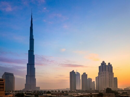 Emirates Hotel, Забронировать Отель Отели Эмирата Дубая с парковкой, Парковка