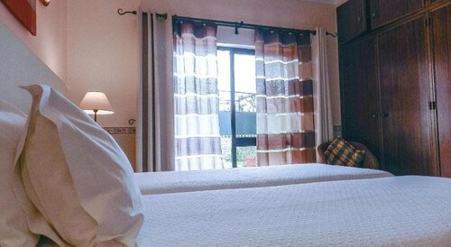 Residencia Julio, Забронировать Отель Сагреш Побережье Висентина