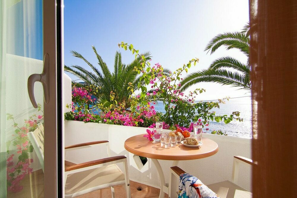Skinos Apartments & Studios