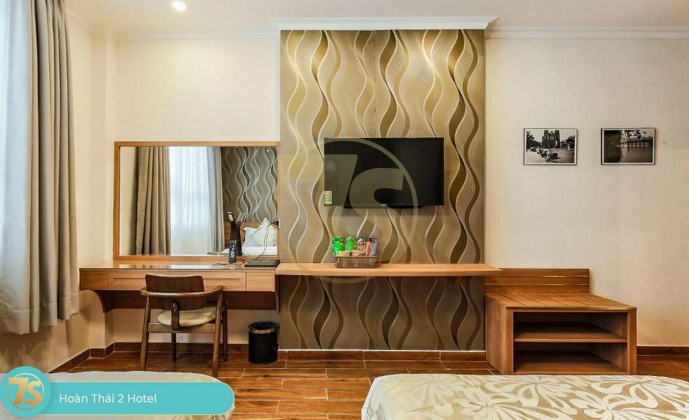 Hanz Luna Hotel
