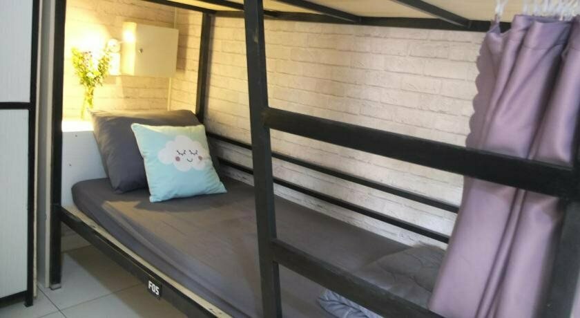 S Phuot Airport Homestay