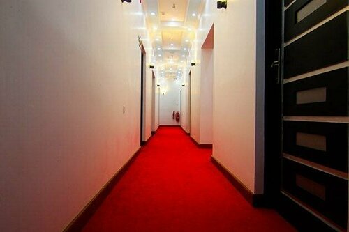 Hotel White House, Забронировать Отель Отели Анурадхапура 4 звезды, 4*