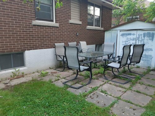 McMaster Accommodations, Book Guesthouse Hamilton Hamilton, Halton and Brant
