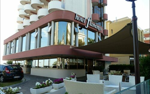 Отель Flamingo, Забронировать Отель Отели Римини с бассейном, Бассейн