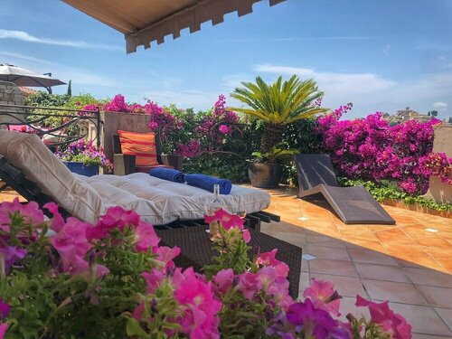 Les Grimaldines, Rezervasyon Otel Cagnes-sur-Mer Alpes-Maritimes