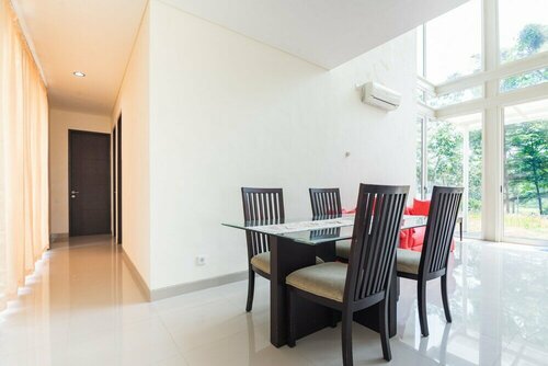Hotel O Taman Dayu Villa Golf View, Buchen Sie Hotel Dayu Jawa Timur