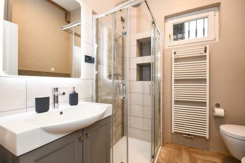 Madalì Suite & Apartment, Buchen Sie Ferienwohnung SPA-Hotels in Brescia, SPA