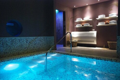 Sovrana Hotel & SPA, Забронировать Курортный отель Римини - центр города Римини